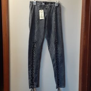 Brand new T-party lace leggings